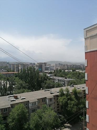 Долгосрочная аренда квартир: Продаётся 2_х комнатная квартира в 4 микро. 70 м. Кв. Дом строителей — 1