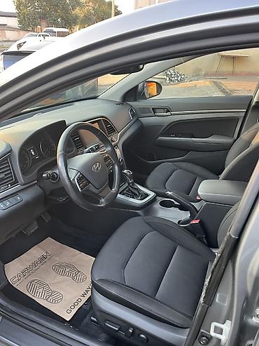 kia servis ehtiyat hisseleri: Hyundai Elantra – sedan, geniş və rahat salon Özəlliklər: - Qara — 4