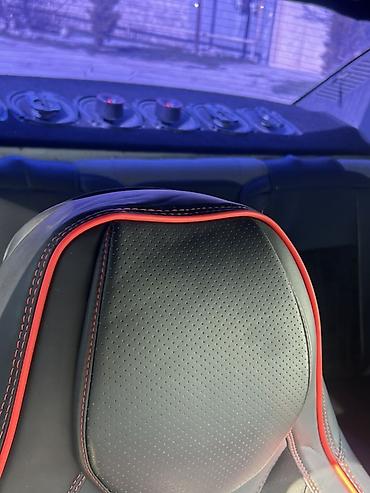 Renault: Renault Logan (ağ sedan) - Kuzov: 4 qapılı sedan, ağ rəng, qara — 19