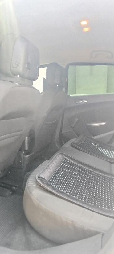 Opel: Opel Astra: 1.4 l | 2010 il 192000 km Hetçbek — 9