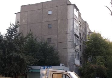 московская: 1 бөлмө, 35 кв. м, 105-серия, 3 кабат, Эски ремонт
