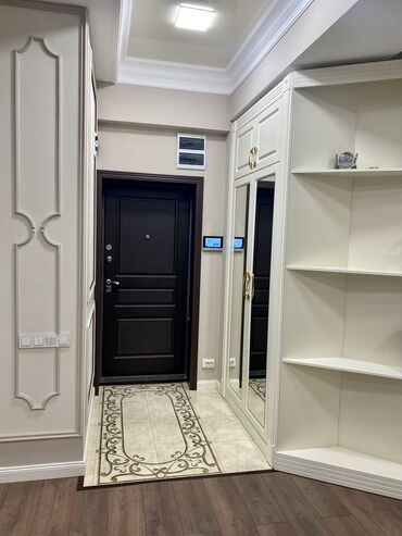 Долгосрочная аренда квартир: 3 комнаты, Риэлтор, Без подселения, С мебелью полностью — 5