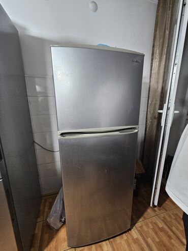 холодилник быу: Муздаткыч Samsung, Колдонулган, Эки камералуу, No frost, 660 * 170 * 60