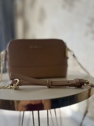 michail kors: Çiyin çantası, Michael Kors, Yeni