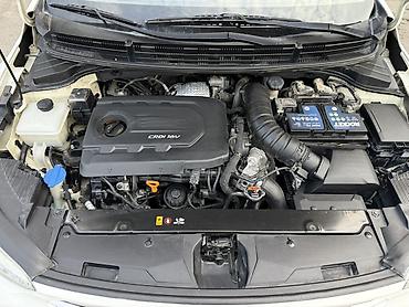 аренда авто чанган: Kia Stonic: 2018 г., 1.6 л, Автомат, Дизель, Кроссовер — 8