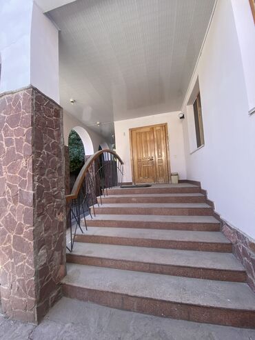 дом на иссык куле купить: 400 м², 7 комнат, Бассейн, Бронированные двери, Видеонаблюдение