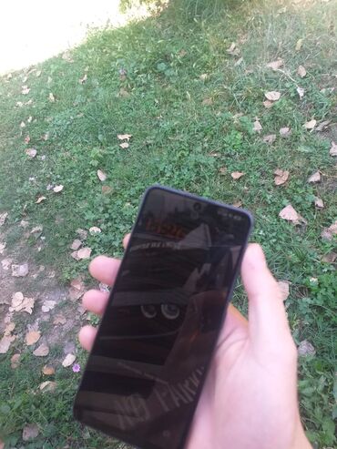 куплю бу холодильник: Redmi smartfon Telefon idealdır çox işlədilməyib sadəcə ekran