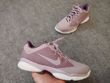 Nike, Ölçü: 42, Yeni