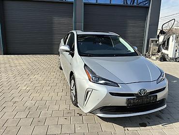 Toyota: Toyota Prius: 2020 г., 1.8 л, Автомат, Гибрид, Хэтчбэк — 2