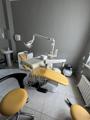санитарка: Сдается полностью оборудованный стоматологический кабинет в мед центре