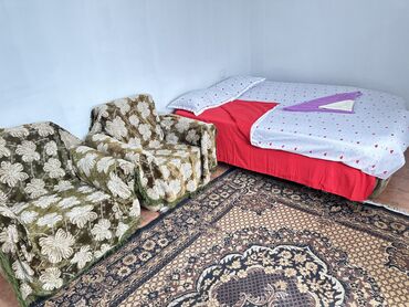 1 комнатная квартира бишкек снять долгосрочно: 1 бөлмө, Душ кабинасы, Жаздык, жууркан-төшөк каптары, Унаа токтотуучу жай