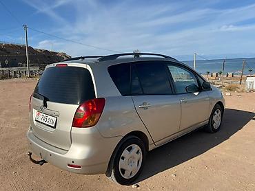 Toyota: Toyota Corolla Verso: 2002 г., 1.8 л, Механика, Бензин, Минивэн — 4
