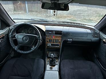мерседес 124 с: Mercedes-Benz C-Class: 1993 г., 1.8 л, Механика, Бензин, Седан — 7