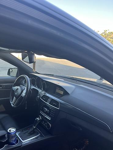 mercedes benz e250: Mercedes-Benz C 250: 2.5 l | 2013 il Sedan — 6