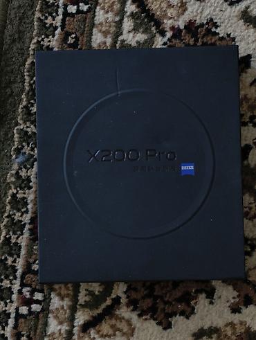 note 2: Vivo X200 Pro, Б/у, 256 ГБ, цвет - Черный — 1