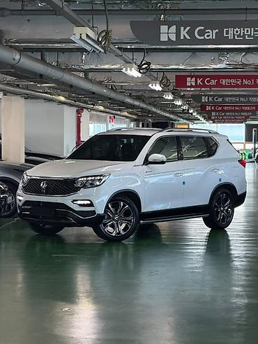 лёд фары: Ssangyong Rexton: 2020 г., Внедорожник — 4