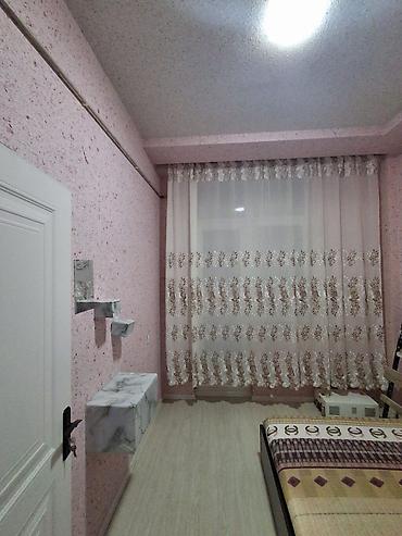 Uzunmüddətli kirayə mənzillər: 3 otaqlı mənzil – lift var, tam təmirli səliqəli evdir. Evdə təzə — 3