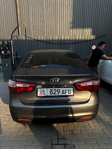sonata d8: Kia Rio: 2011 г., 1.4 л, Автомат, Бензин, Седан — 10