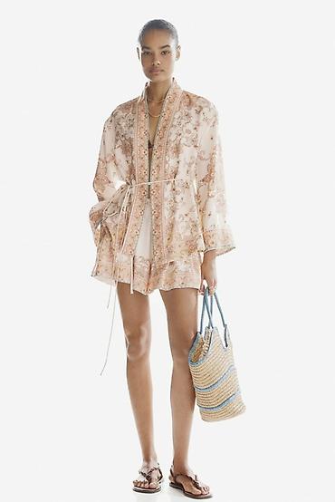 triko dest: H&M 
iki hissəli dəst – yenidir etiketli.
Ust M olcu
Alt L olcu — 1