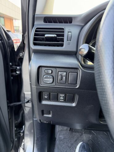 Toyota: Toyota 4Runner: 2019 г., 4 л, Автомат, Бензин, Внедорожник at lalafo.kg — 15 Toyota: Toyota 4Runner: 2019 г., 4 л, Автомат, Бензин, Внедорожник — 15