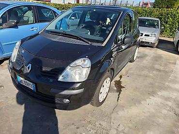 momo auto ruma: RENAULT GRAND MODUS 2010. GOD. - KOMPLETAN AUTO U DELOVIMA | AUTO — 1
