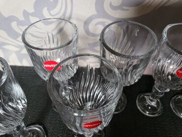 Čaše: Case nove za zestoko pice,pun rad. Case za pice izgledaju kao na lalafo.rs — 10 Čaše: Case nove za zestoko pice,pun rad. Case za pice izgledaju kao — 10