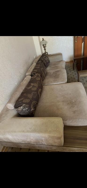 salon dolab: Qonaq otağı mebel dəsti - Künc divan: Açıq bej rəngli yumşaq — 1