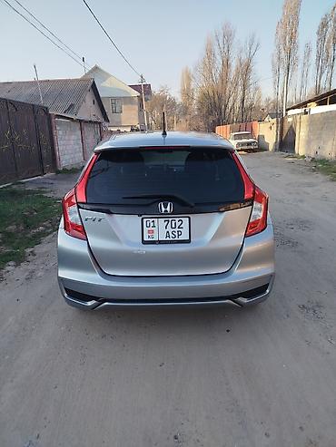 Honda: Honda Fit: 2018 г., Хэтчбэк — 4