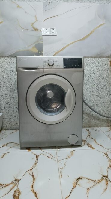 Şəxsi qulluq: Paltaryuyan maşın Regular, 6 kq, İşlənmiş, Avtomat, Qurutmasız, Kredit yoxdur