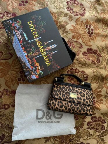 Əl çantası, Armani Exchange, Yeni