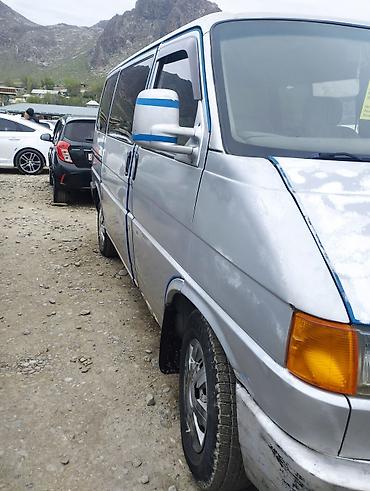 дордой мото: Volkswagen Transporter: 1990 г., 2.4 л, Кол менен иштөөчү, Дизель, Вэн/Минивэн — 4
