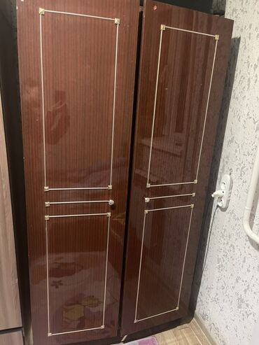 железные шкафы для офиса: Детская кроватка из дерева + шкаф с распашными дверцами. Кроватка: -