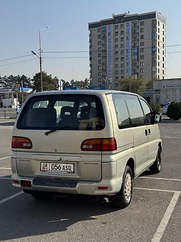 мини трактора: Mitsubishi Space Gear: 1997 г., 2 л, Механика, Бензин, Минивэн — 6