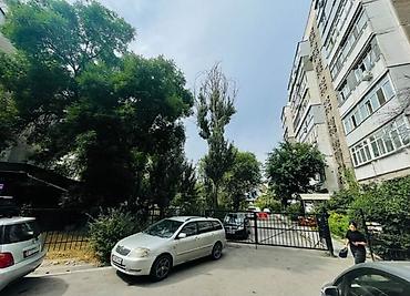 Квартиры: 3 комнаты, 70 м², Восток-5 мкр 106 серия, 1 этаж, Косметический ремонт — 1
