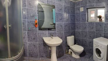 Продажа домов: Полдома, 48 м², 2 комнаты, Собственник — 10