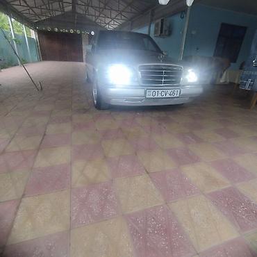 mercedes 160 a: Mercedes-Benz 200: 2 l | 1995 il Sedan — 1