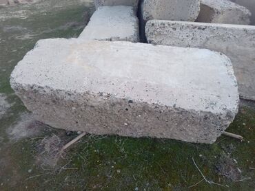 beton piltələr: Beton panel, İçi boşluqsuz, Kredit yoxdur