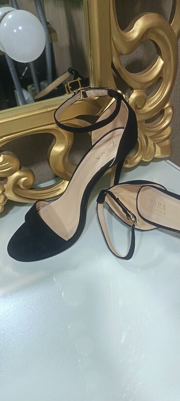 Çəkmələr: Ölçü: 38, İşlənmiş — 15