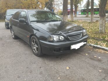 Toyota: Toyota Avensis: 1999 г., 1.8 л, Механика, Бензин, Хэтчбэк