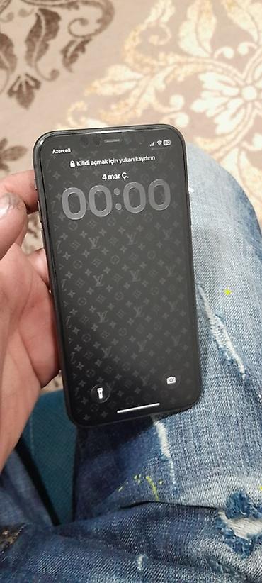 Apple iPhone: IPhone 11, Qara, Face ID — 7