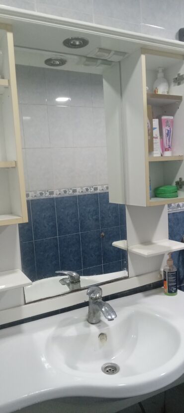 Moydadırlar: •Güzgülü moydadır satılır, heç bir qırıq çat problemi yoxdu.Şəkildə nə — 10