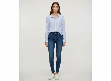 zara spodnie z piórami: PULL&BEAR, Сорочка жіноча, розмір M