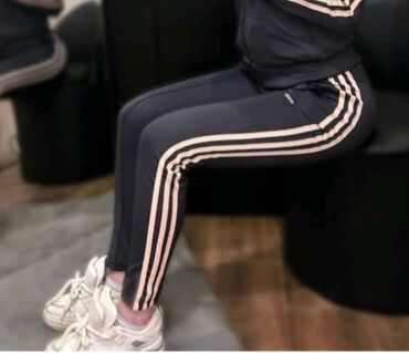 adidas superstar crne zenske patike: M (EU 38), Normalan struk, Ravne nogavice