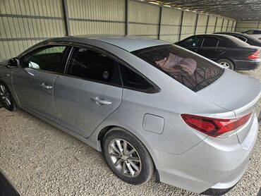 зеркала на нива: Hyundai Sonata: 2018 г., Седан