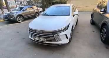 BYD: BYD : 1.5 л | 2024 г. 800 км