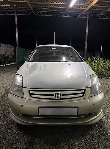 Honda Stream: 2002 г., 1.7 л, Механика, Газ, Универсал