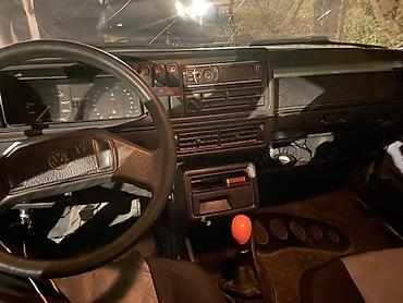 двигатель фольцваген: Volkswagen Jetta: 1987 г., Бензин — 5