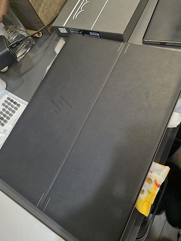 macbook m2 air: İşlənmiş HP 13.5 ", Intel Core i7, 512 GB — 1