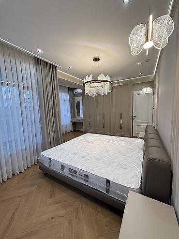 Продажа квартир: 3 комнаты, 117 м², 9 этаж — 6