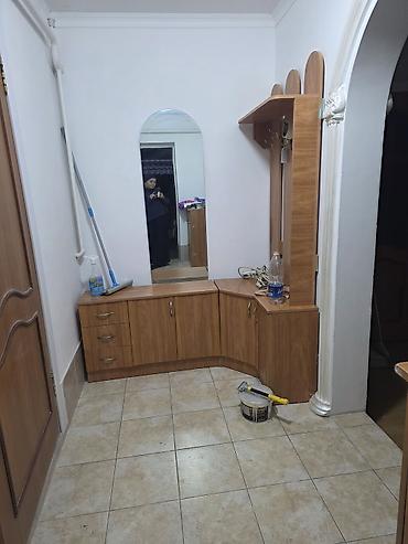 сдаю дом в селе: 100 м², 5 комнат, Аламединский рынок / базар, Семейным — 9